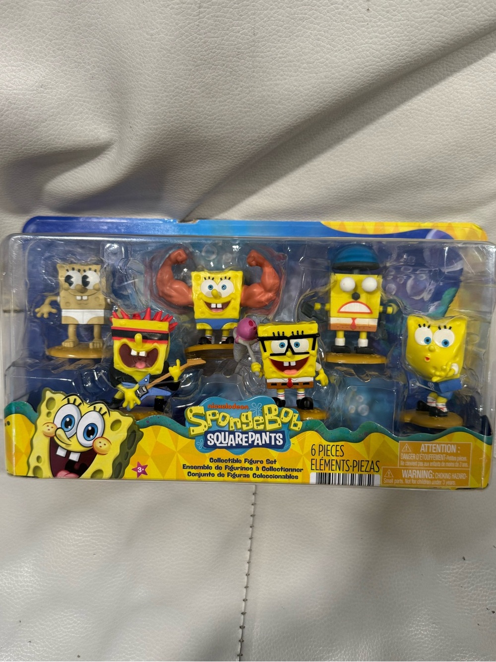 SpongeBob SquarePants 6-Figure Set in Yellow, Blue, Red